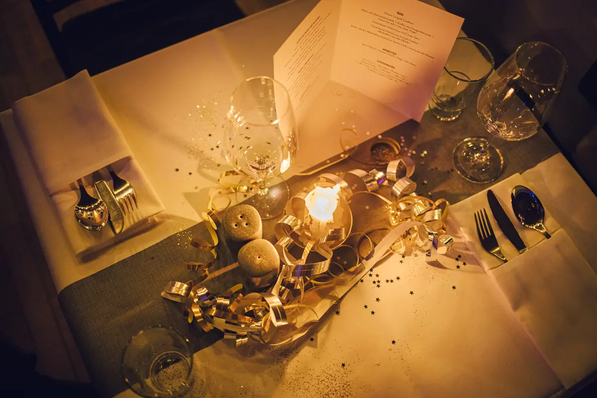 Silvester Dinner Buffet in der Alten Turnhalle Berlin